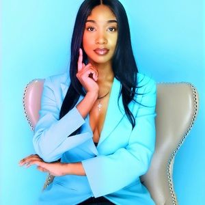 Meet your Posher, Camille